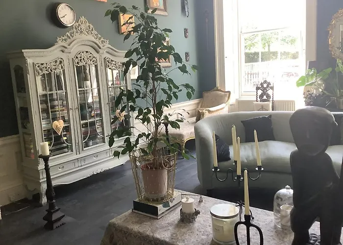 A Room In The City - West Edinburgh