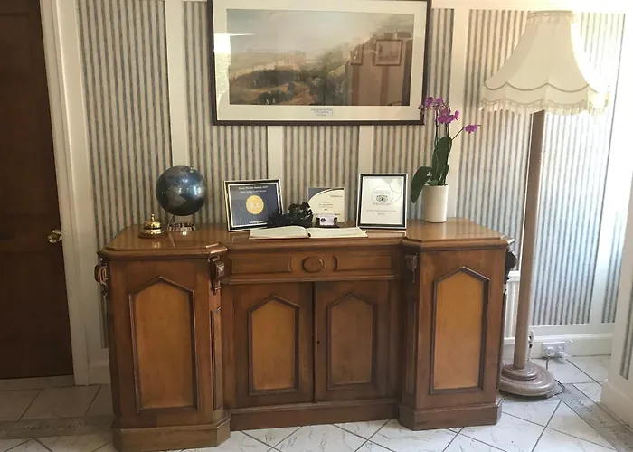 Acer Lodge Guest House Edinburgh